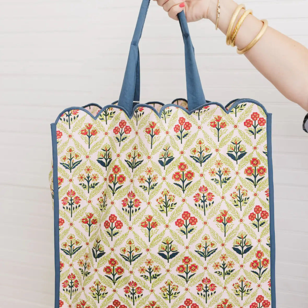 Scalloped Quilted Tote Bag Regular Size | Meadow Luxe