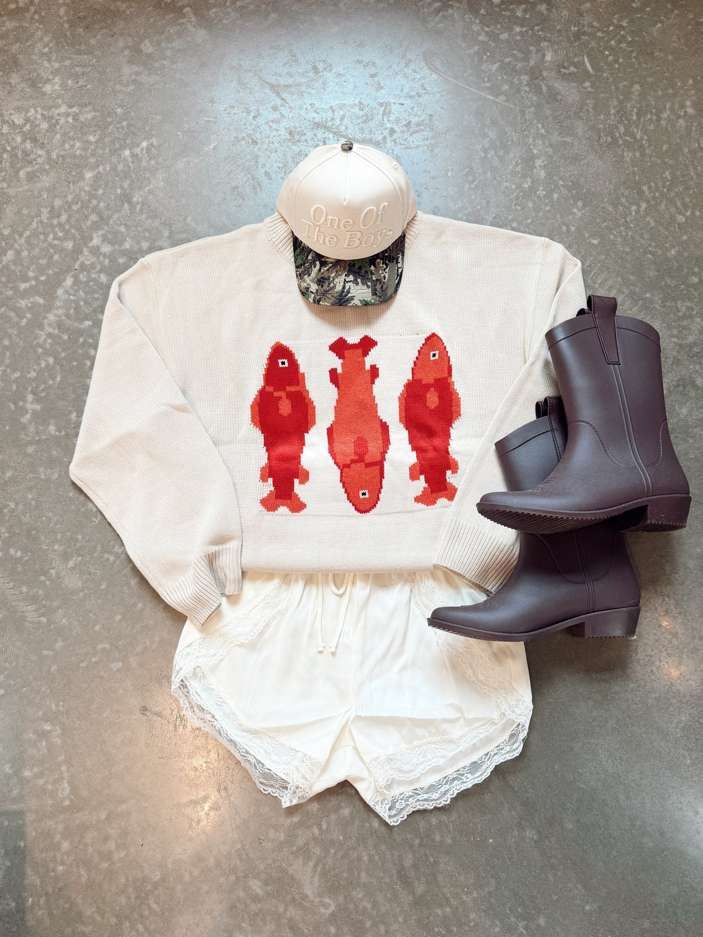 Iggy Fish Sweater - Playful Knit, Cozy Comfort