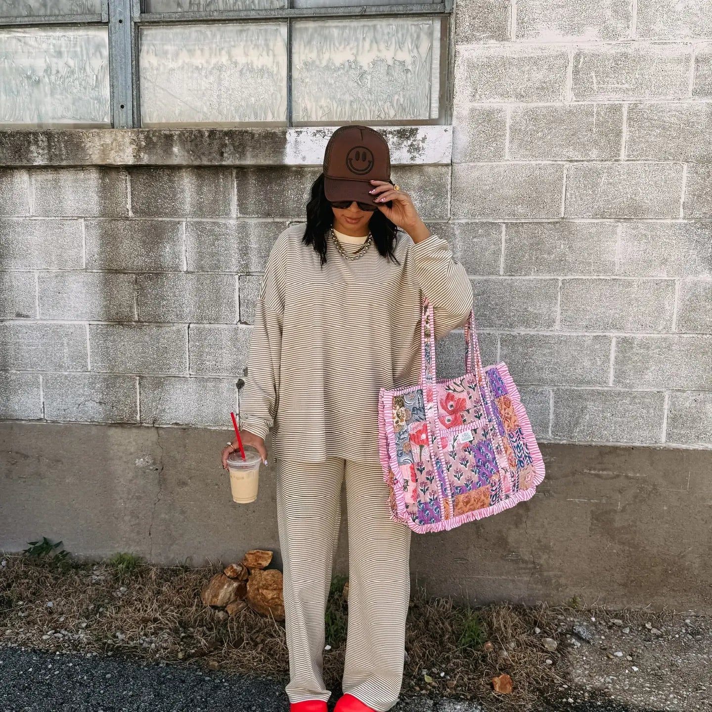 Quilted Ruffle Tote Bag - Pink