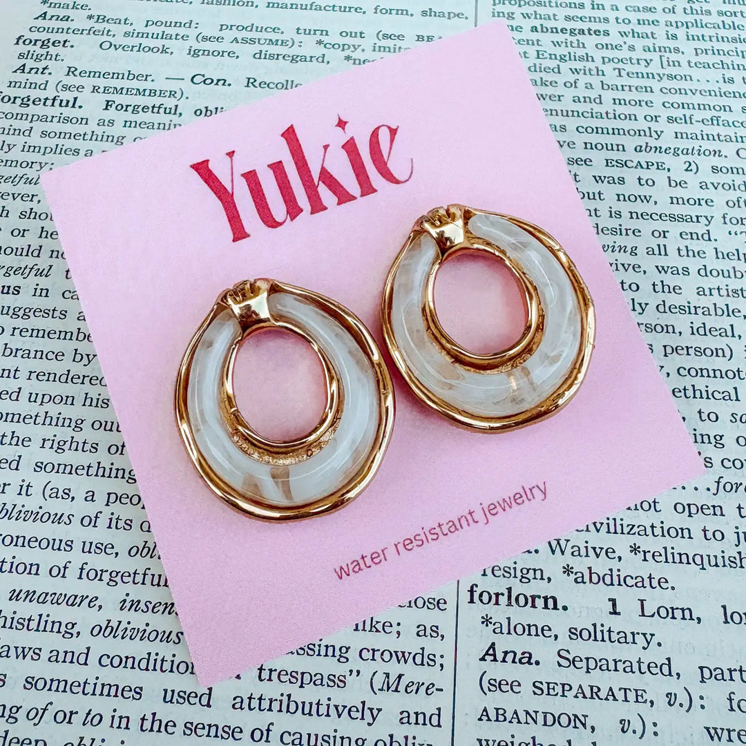 Corinne Cream Resin Earring