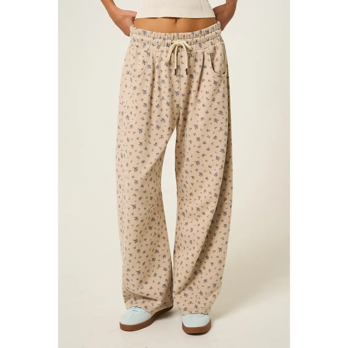 Delicate Floral Casual Pants