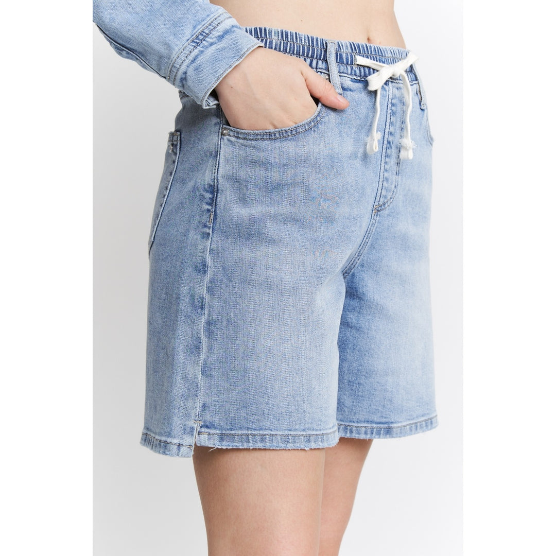 Super High Relaxed Short