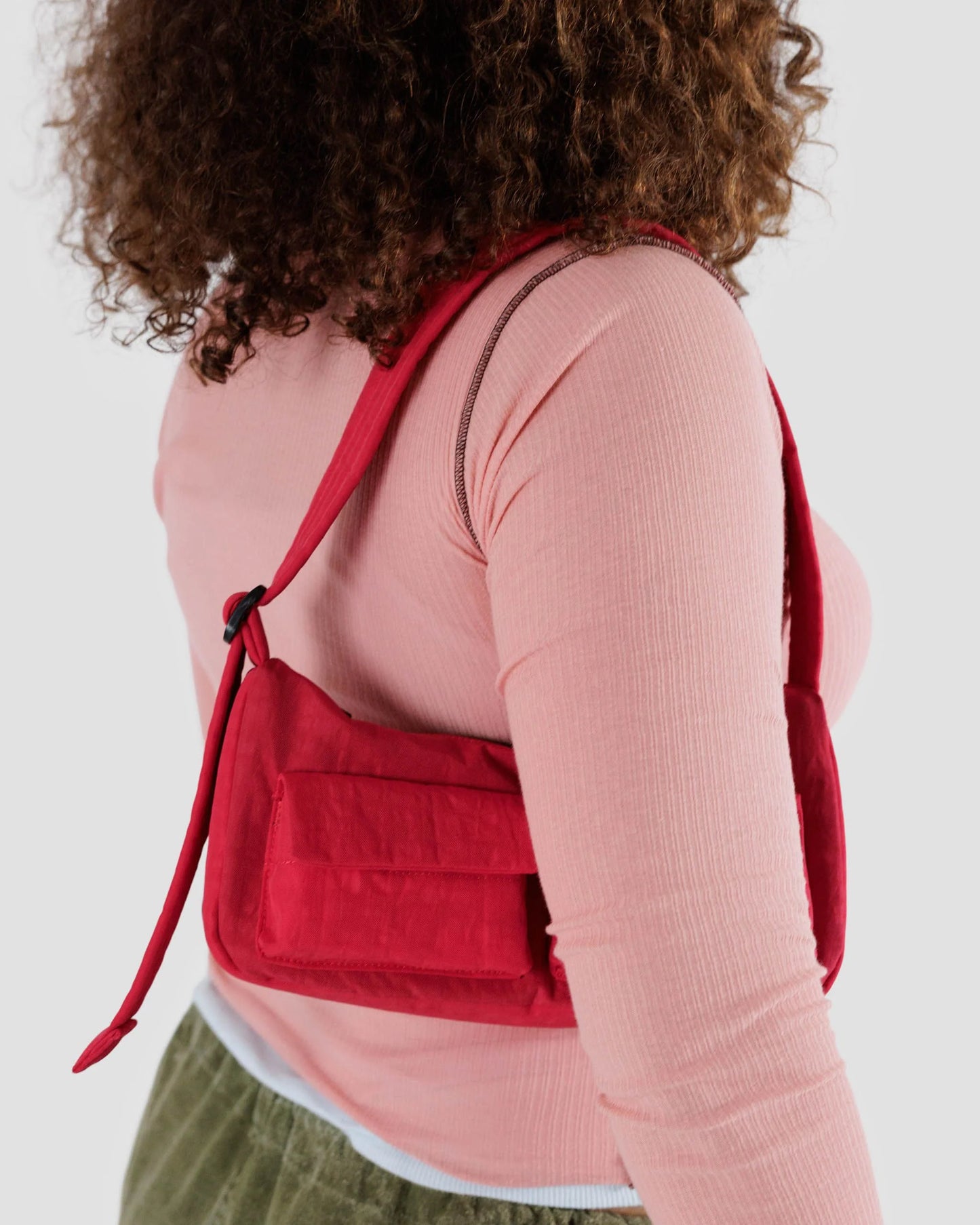 Candy Apple Cargo Shoulder Bag - Baggu