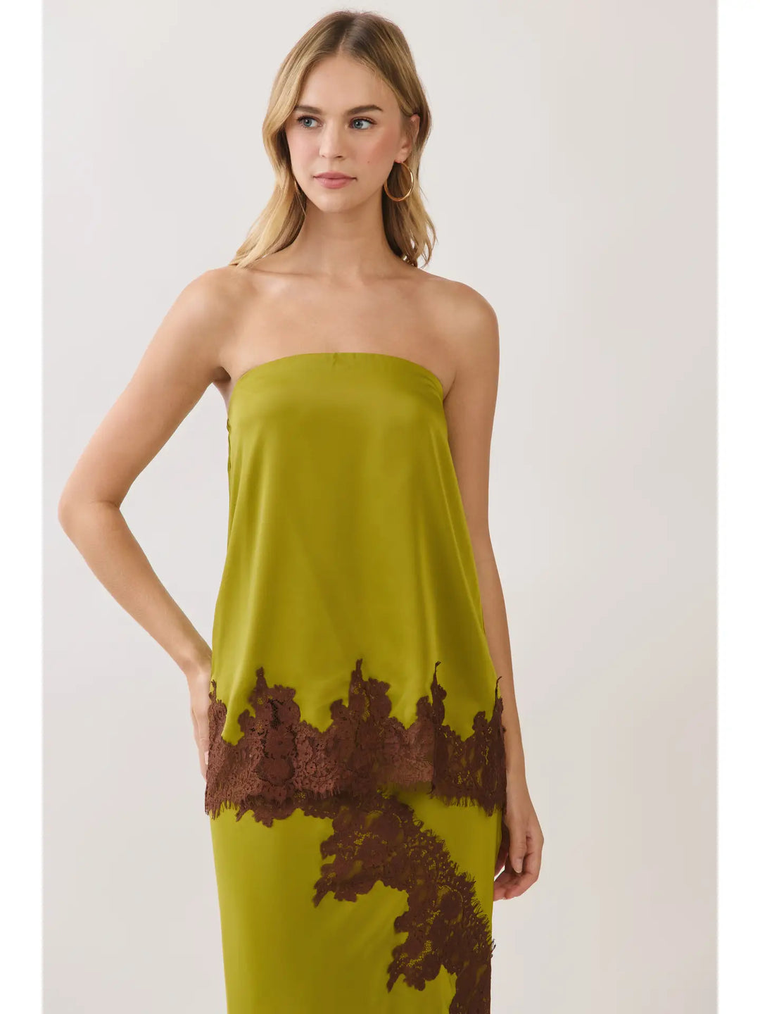 Lace Trim Relaxed Fit Strapless Top