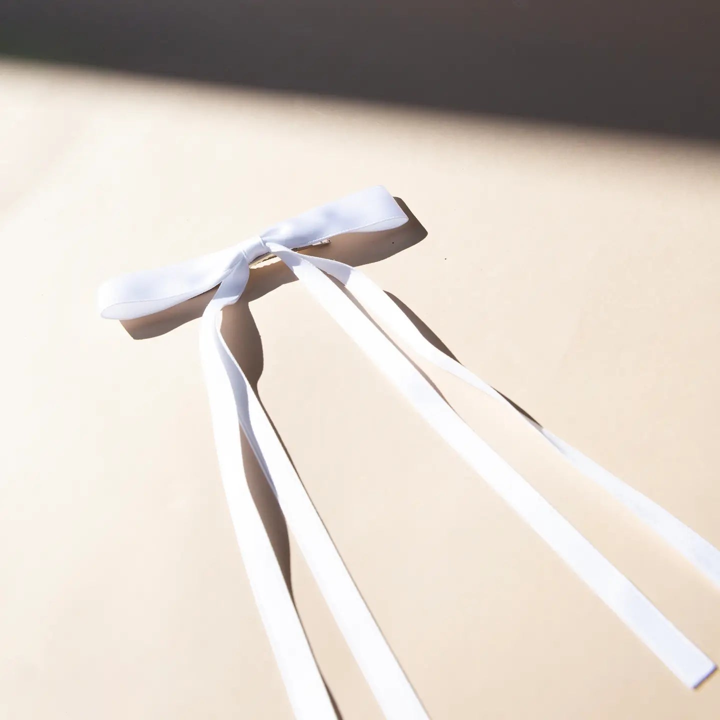 The Girlie Bow - White