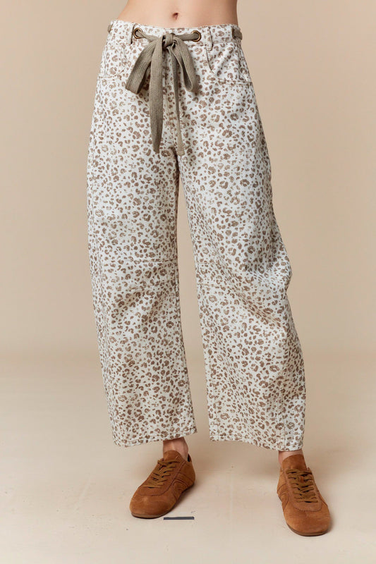 Waist Tie Detail Leopard Printed Denim Pants