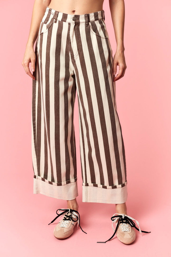 Stripe Rolled Up Barrel Printed Jeans
