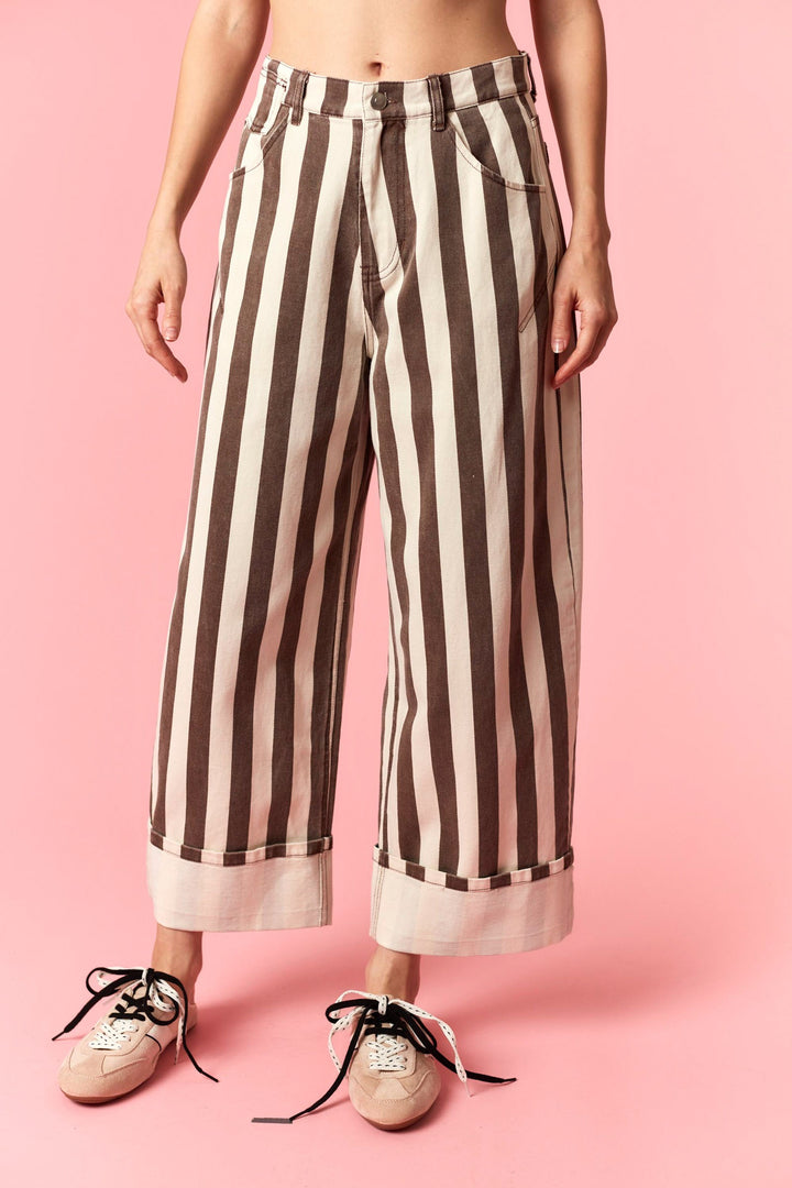 Stripe Rolled Up Barrel Printed Jeans