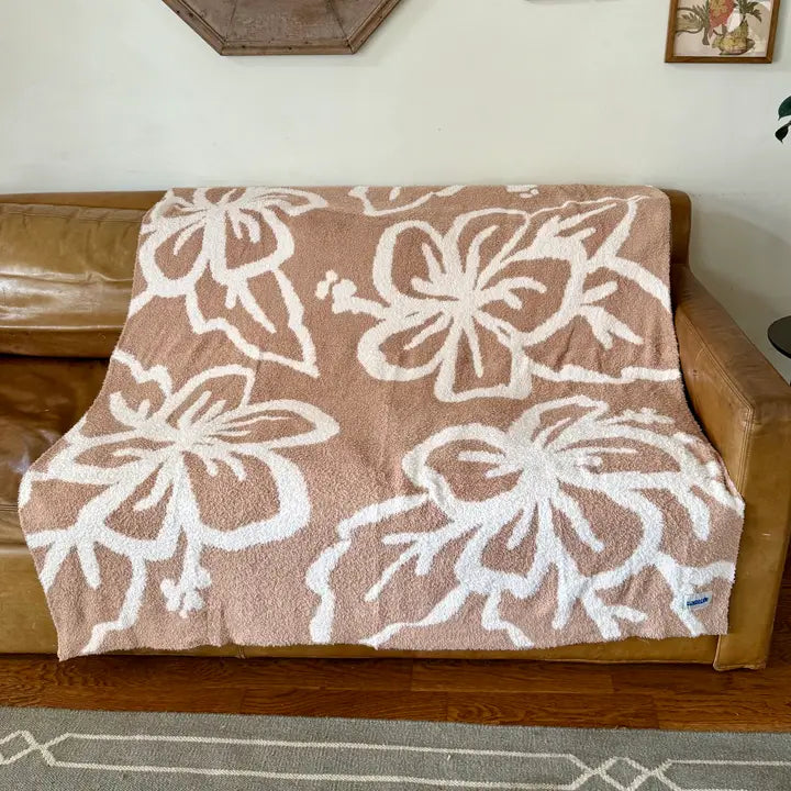 Hibiscus Plush Throw - Dune