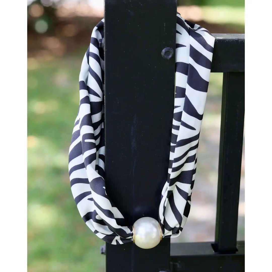 Pammie Magnetic Pearl Scarf Necklace Black Ivory