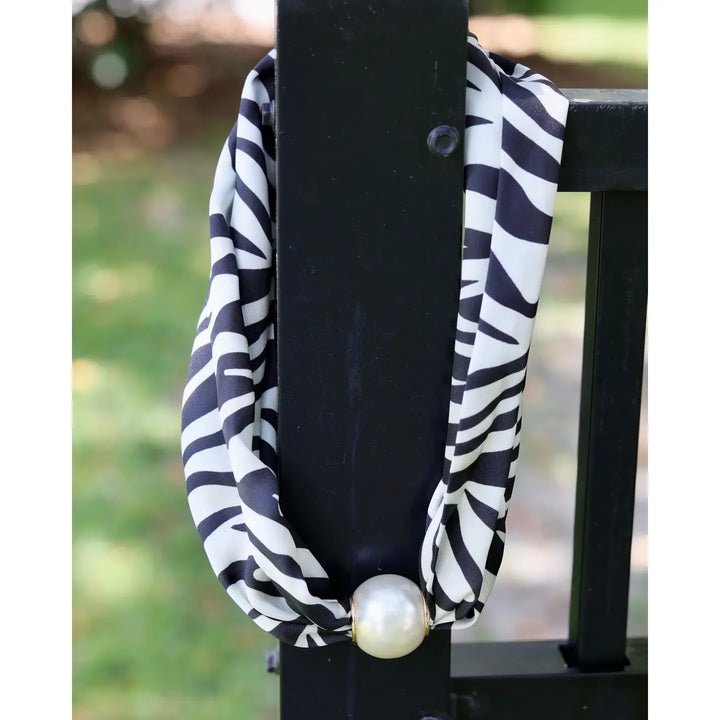 Pammie Magnetic Pearl Scarf Necklace Black Ivory