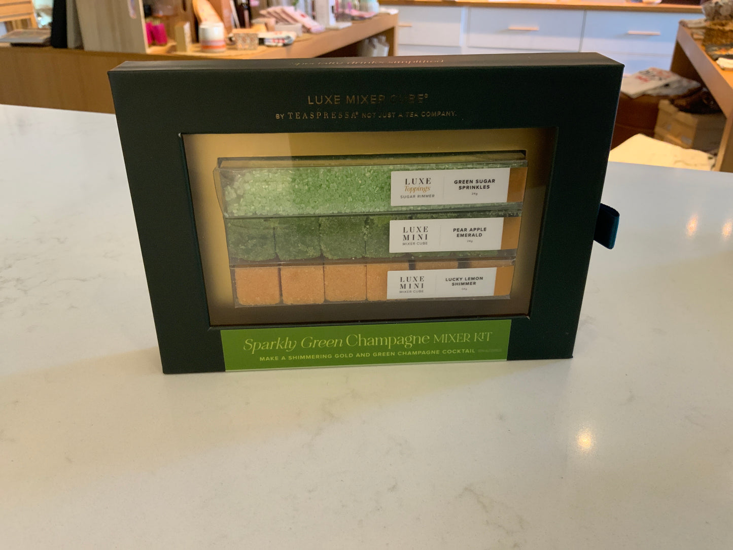 Sparkly green teaspressa