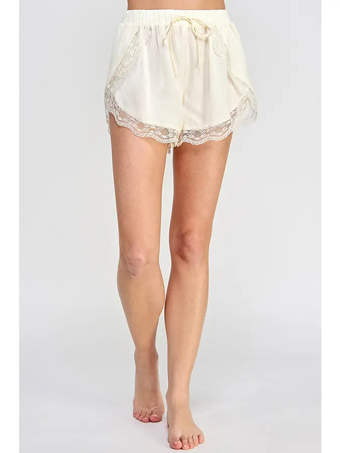 Lace Detail Overlaped Woven Shorts