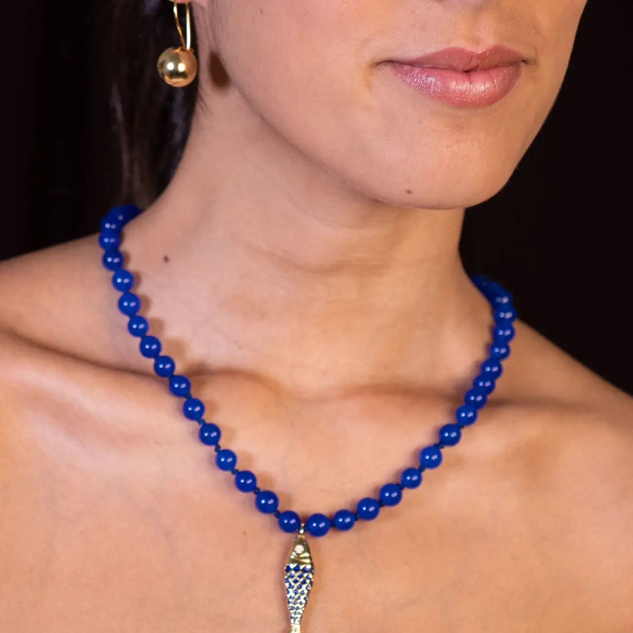 Royal Agate Bead Necklace with Hand-Painted Sardine Pendant