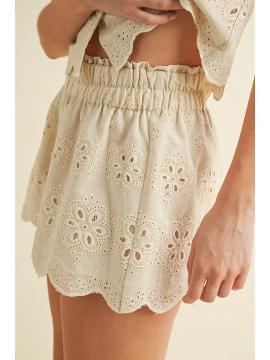 Floral Embroidery Scalloped Hem Eyelet Shorts