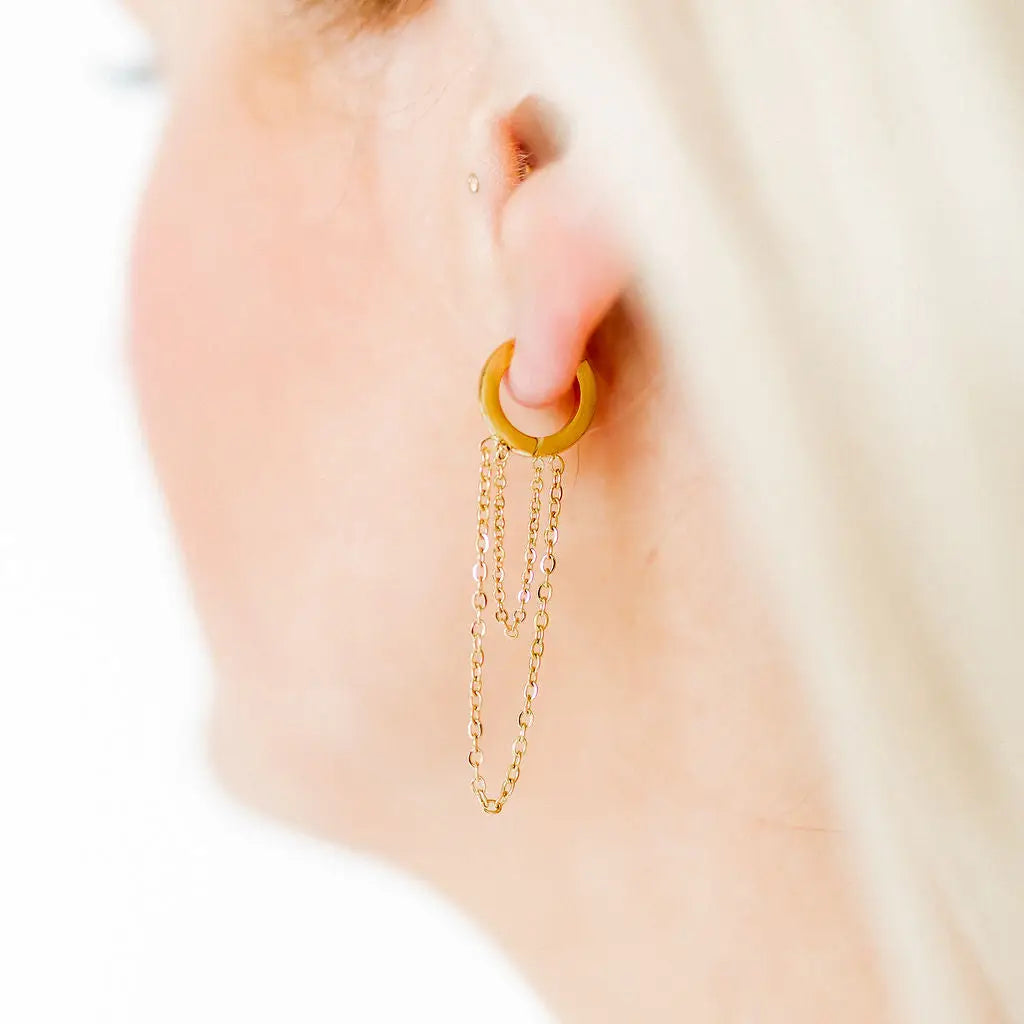 Huggie Earrings - Gwen Gold