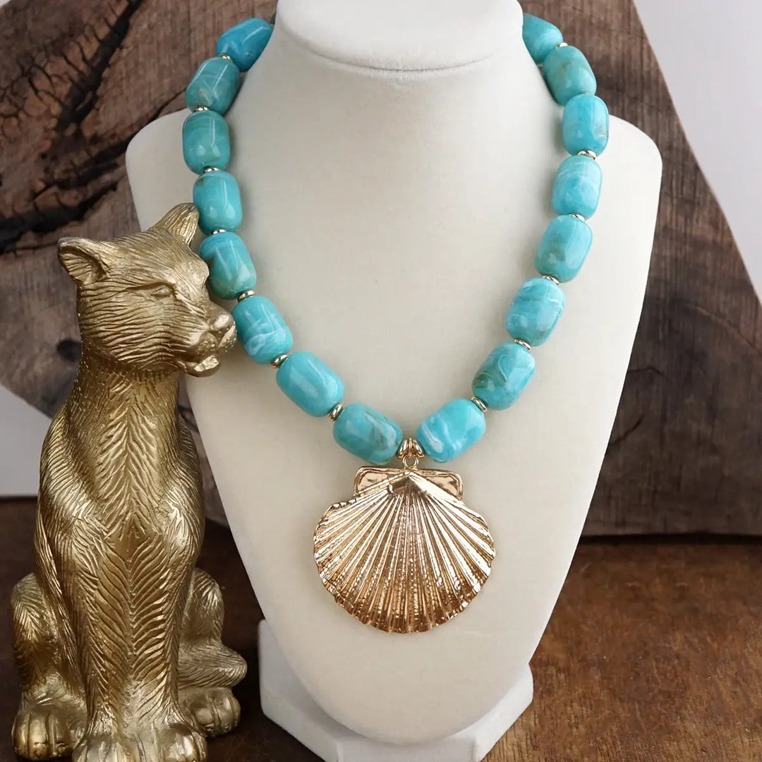 Turquoise Golden Shoreline – Shell Pendant Beaded Necklace