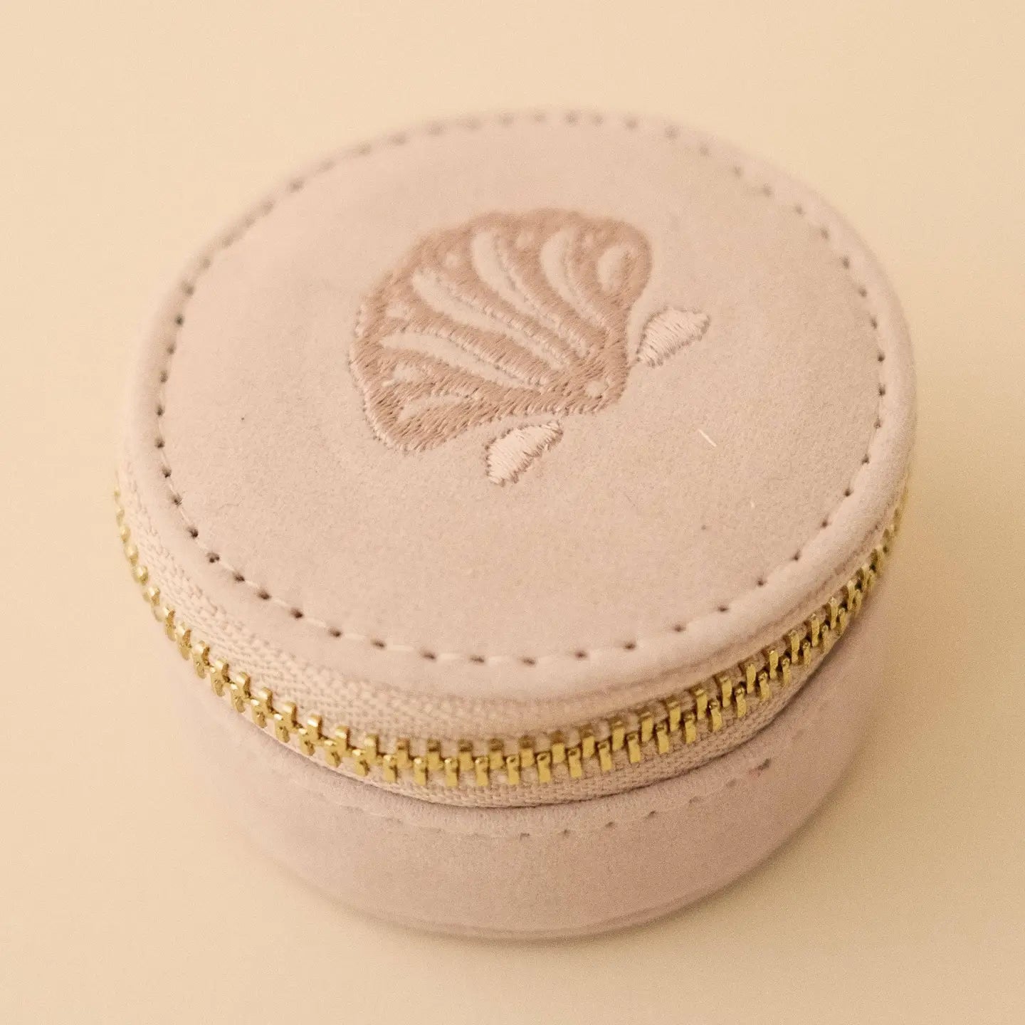 Mini Travel Jewellery Case in Shell Cream