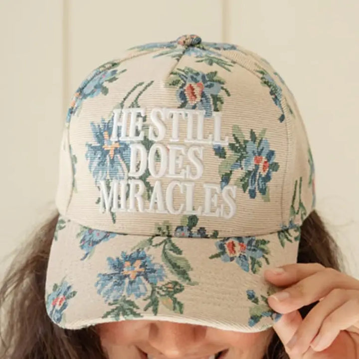 Trucker Hat: He Still Does Miracles, Floral, Snapback
