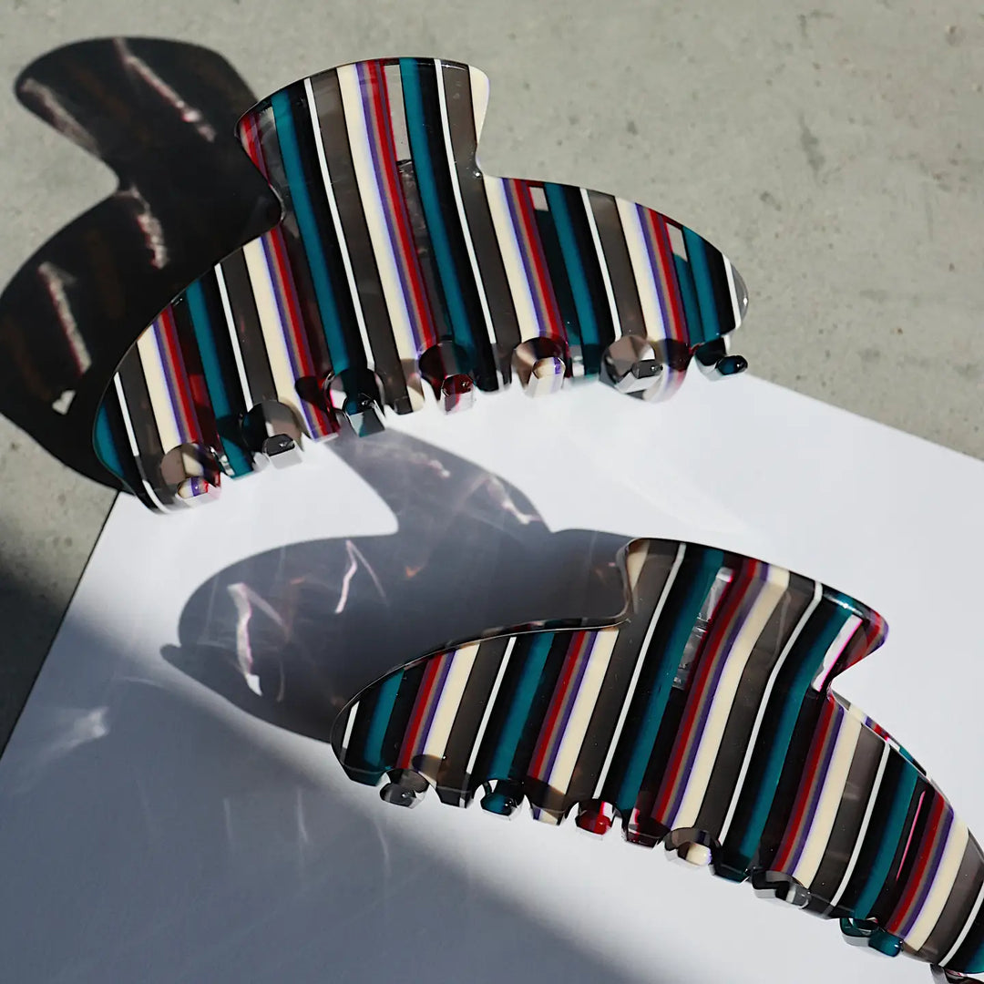 The Berry Stripe Clip