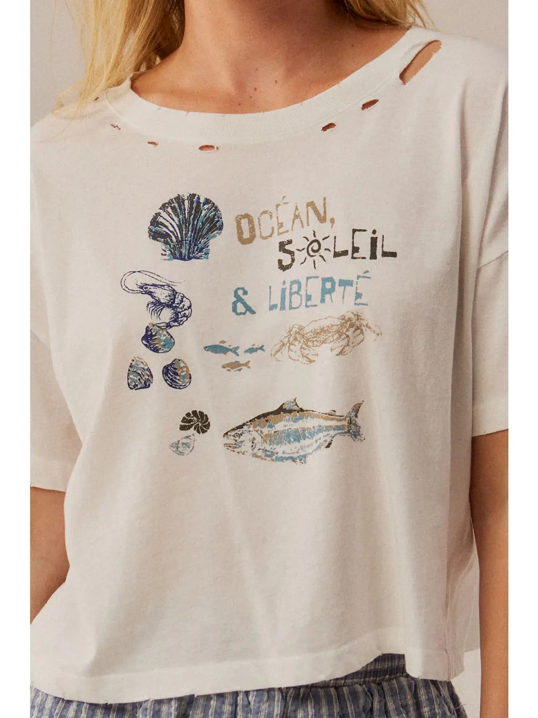 Océan Soleil & Liberté Distressed Cropped Graphic Tee