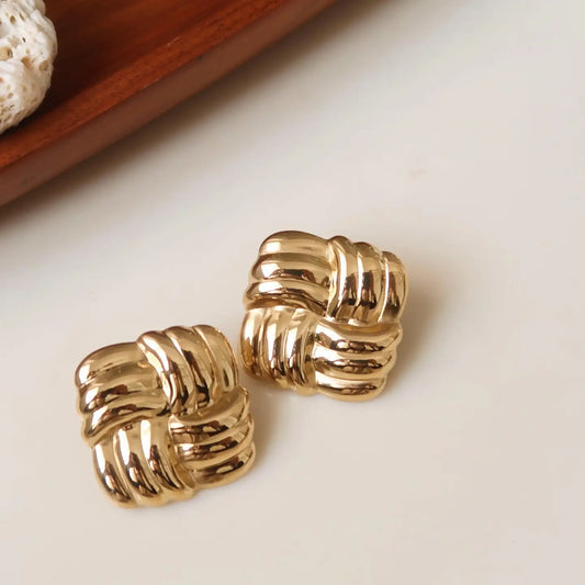 Luella 18K Gold Non-Tarnish Textured Knot Stud Earring