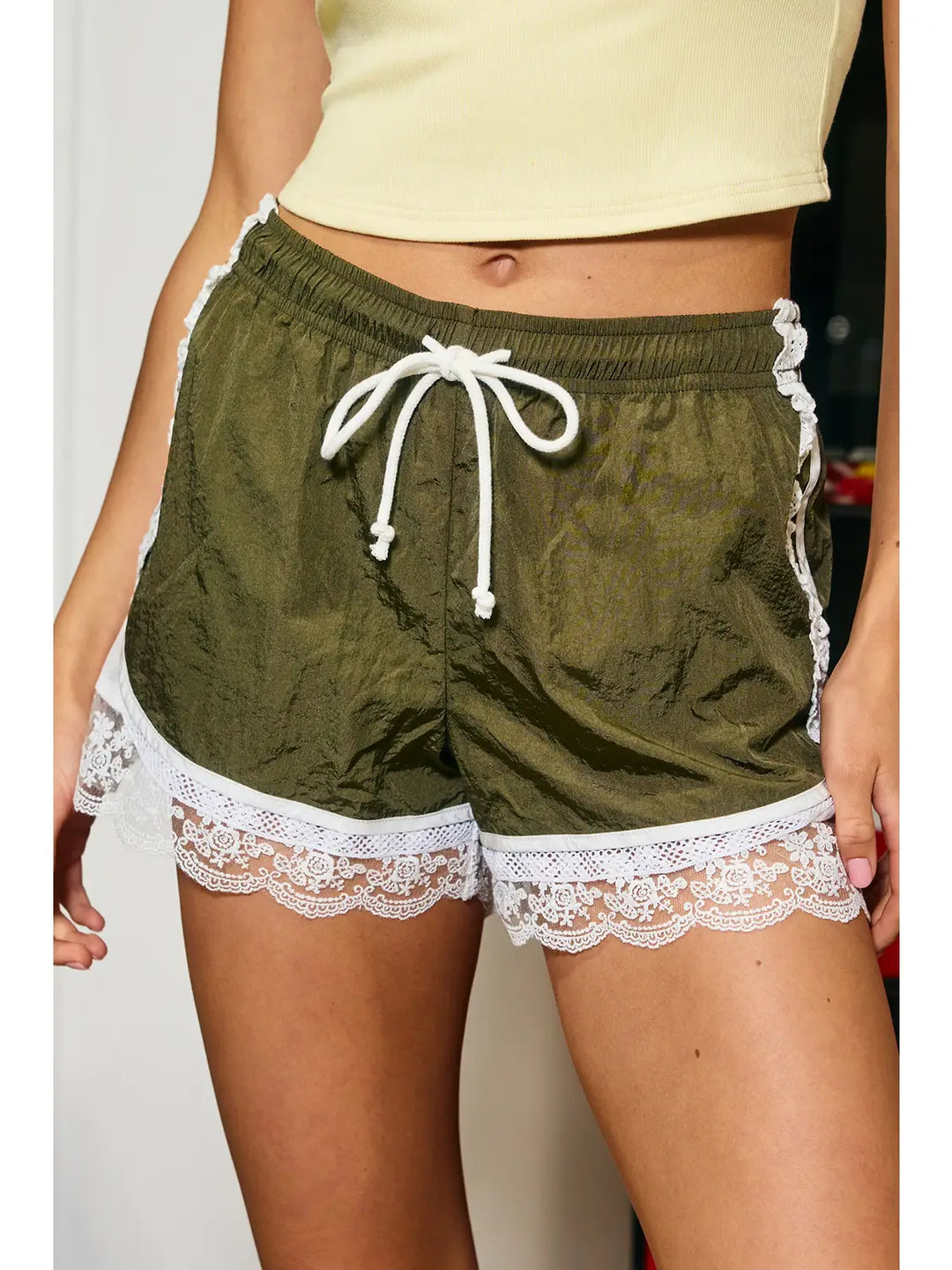Olive Casual Lace-Trim Contrast Shorts