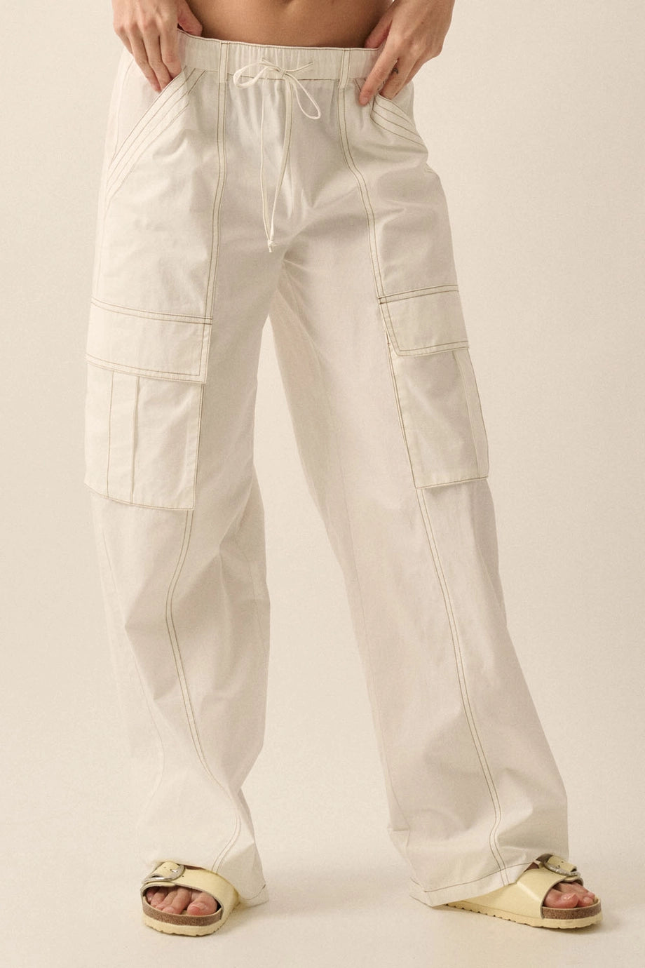 Solid High-Waist Contrast-Stitch Cargo Pants