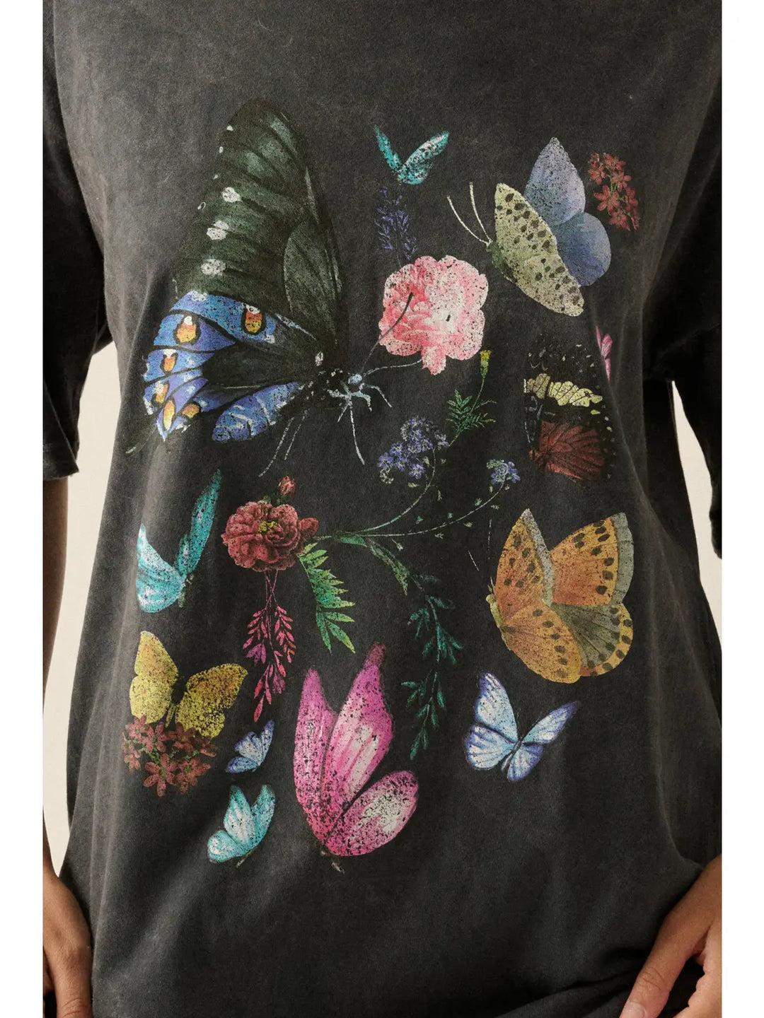 Butterfly Flower Vintage-Wash Oversize Graphic Tee