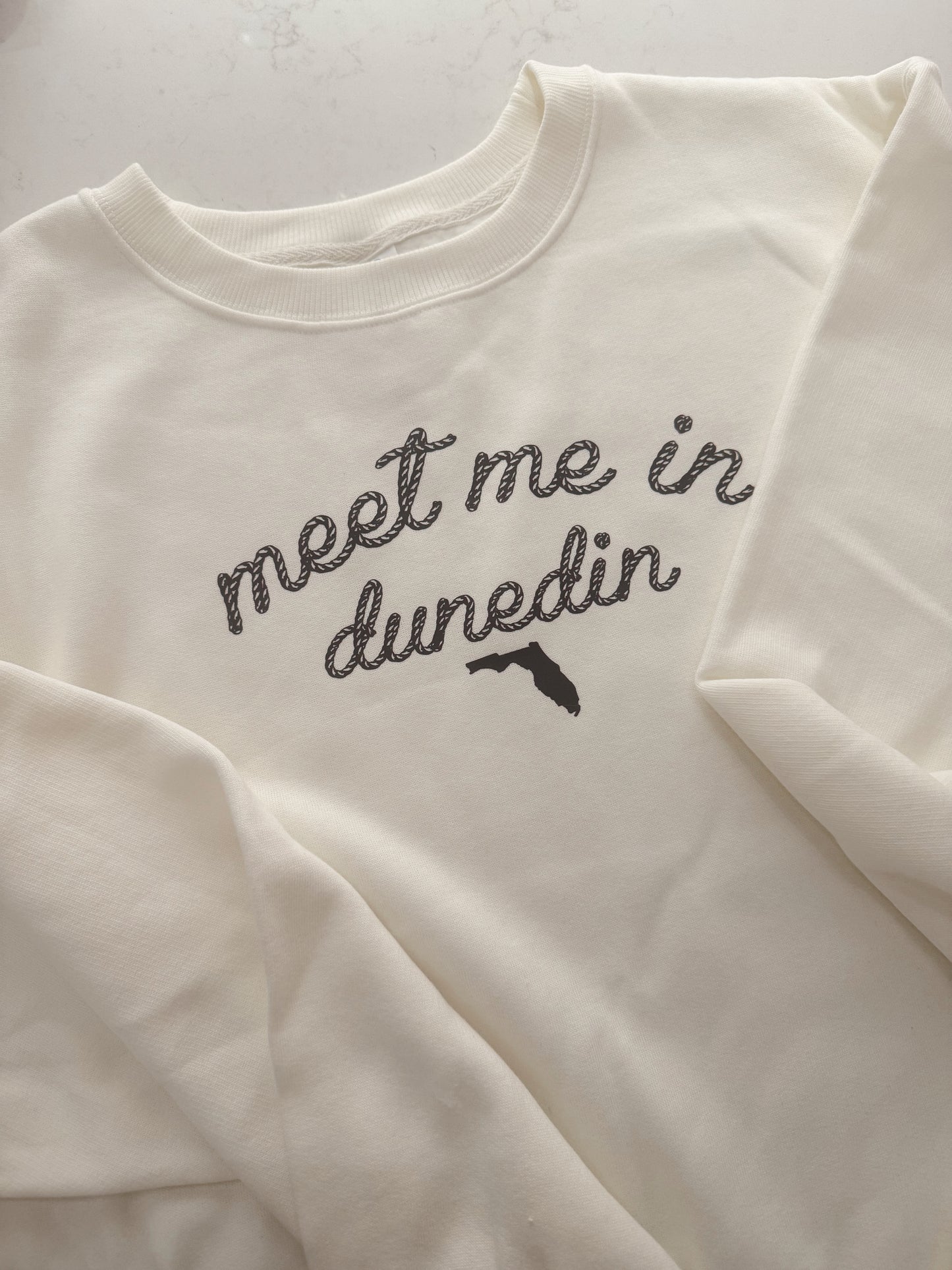 Meet Me in Dunedin Pullover