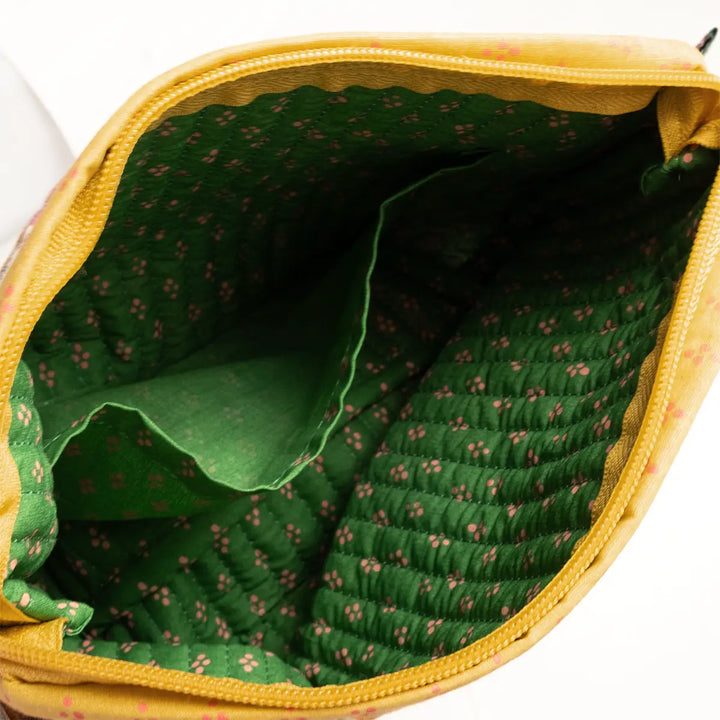 Calico Quilted Zipper Pouch