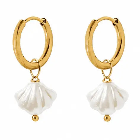 Huggie Charm Earrings - Kai Seashell Pearl