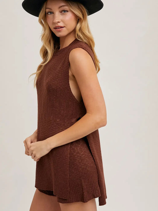 Sleeveless Side Slit & Short Knit Sweater Set
