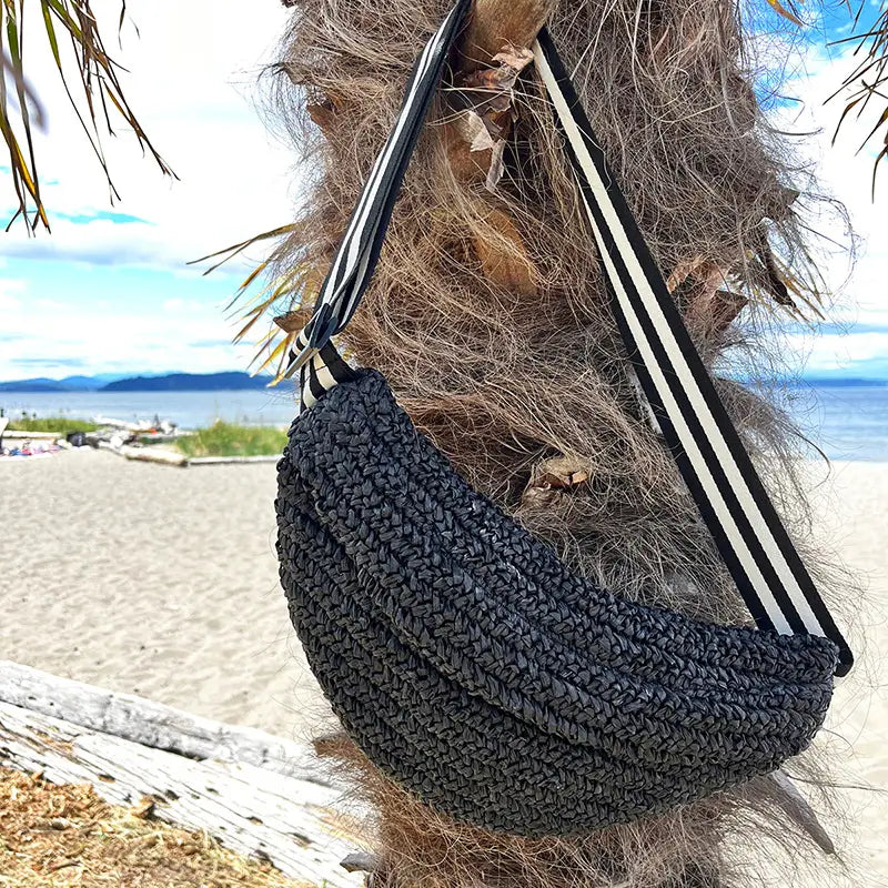 Across the Waves Sling Bag Black