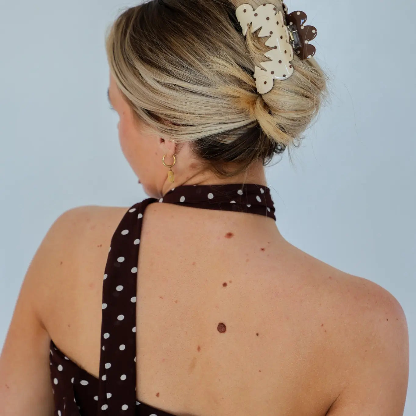 Brown & Cream Petal Arch Claw