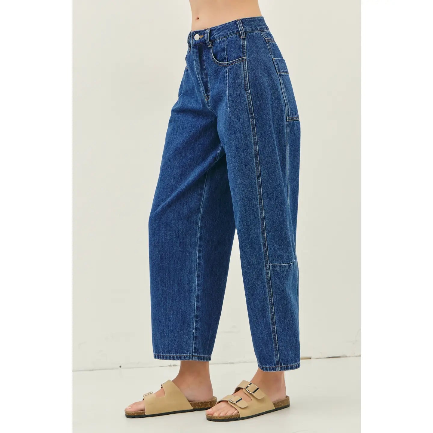 Mid Rise Barrel Leg Ankle Denim Pants with Pockets