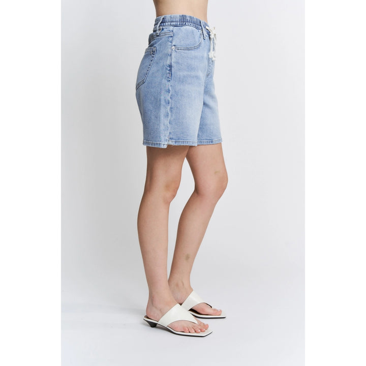 Super High Relaxed Short