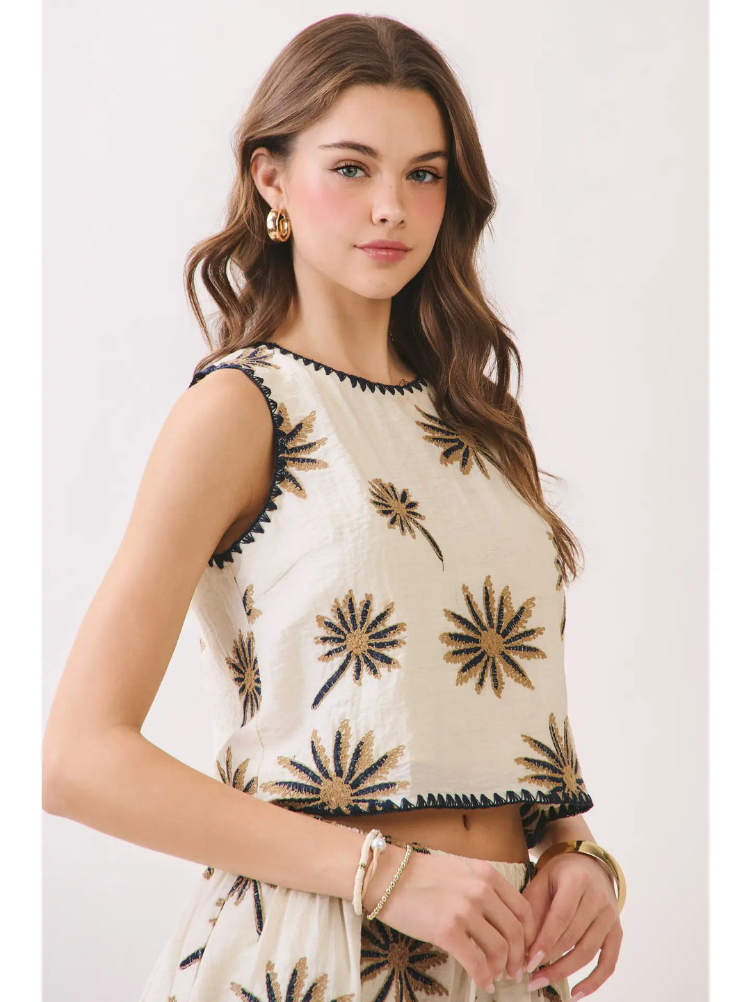 Palm Tree Embroidered Back Keyhole Crop Top