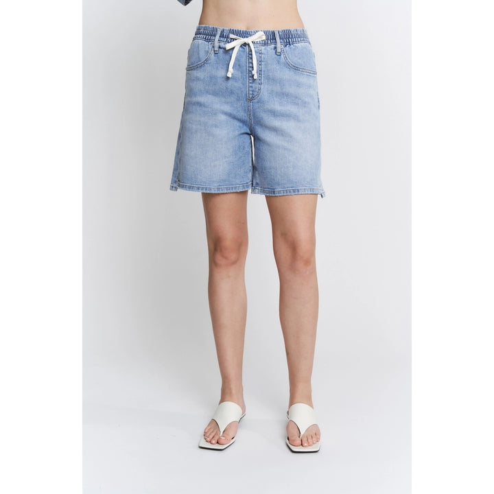 Super High Relaxed Short