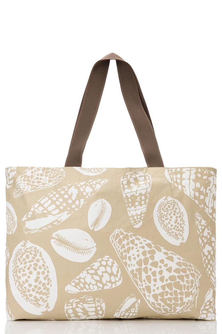 ALOHA Collection Holoholo Shoreline in Sandstone